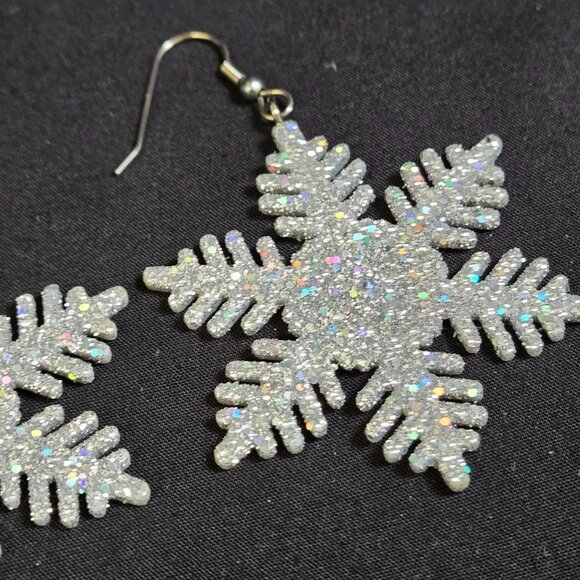 Glitter Snowflake Earrings Sparkling Plastic Holiday Jewelry Dangle Hooks 2" Dia - Picture 3 of 7